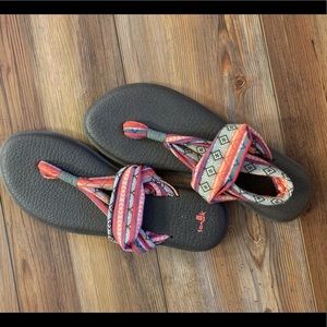 Sanuk Flip Flops
